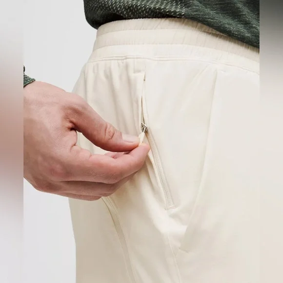 Lululemon Pace Breaker Lined Short 7" BNWT - Picture 4 of 7